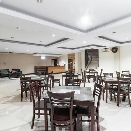Reddoorz Near Bahu Mall Manado Malalayang Luaran gambar